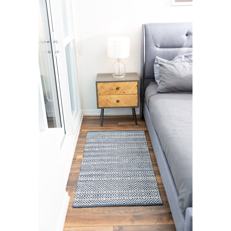 Shannock Cotton Chevron Indoor Rug, Runner 1'10" x 6'