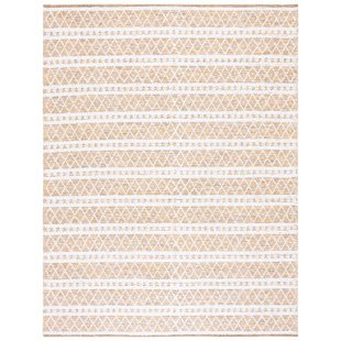 Marblehead 577 Area Rug In Gold / Black