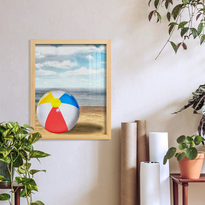 Hagert Beach Ball II, reproduction d'art encadrée