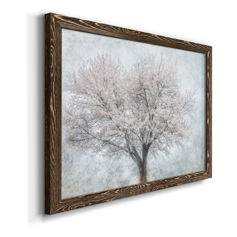 «A Feel Of Spring II» - Toile encadrée de qualité supérieure - prête à être accrochée, Noyer, H 31 po x l 44 po x P 1 po