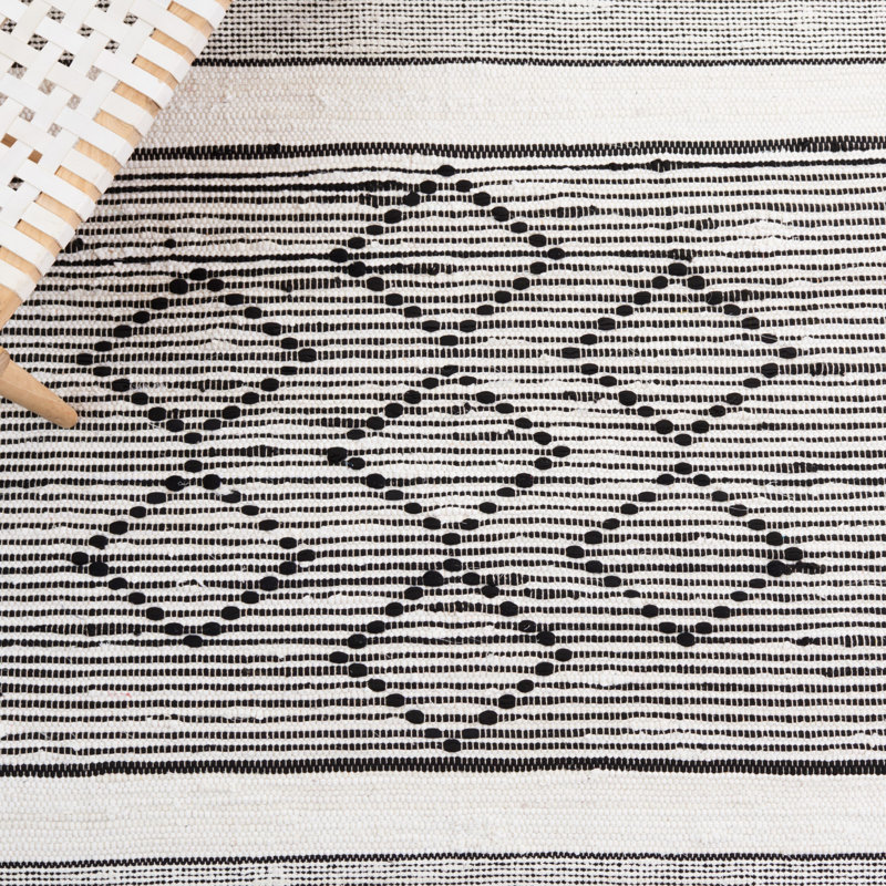 Tapis rayé kilim ivoire / noir STK203A, Rectangle de 5 pi x 8 pi