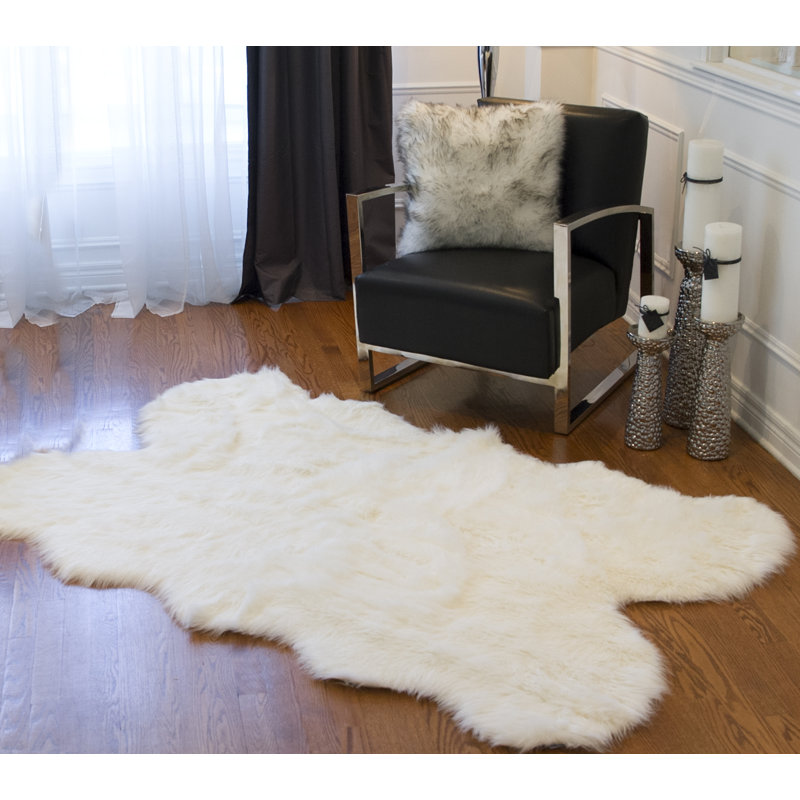 Gordon Quatro Off White Area Rug