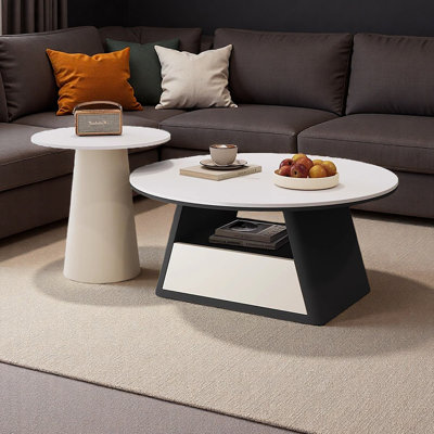 Table basse italienne de style crème minimaliste