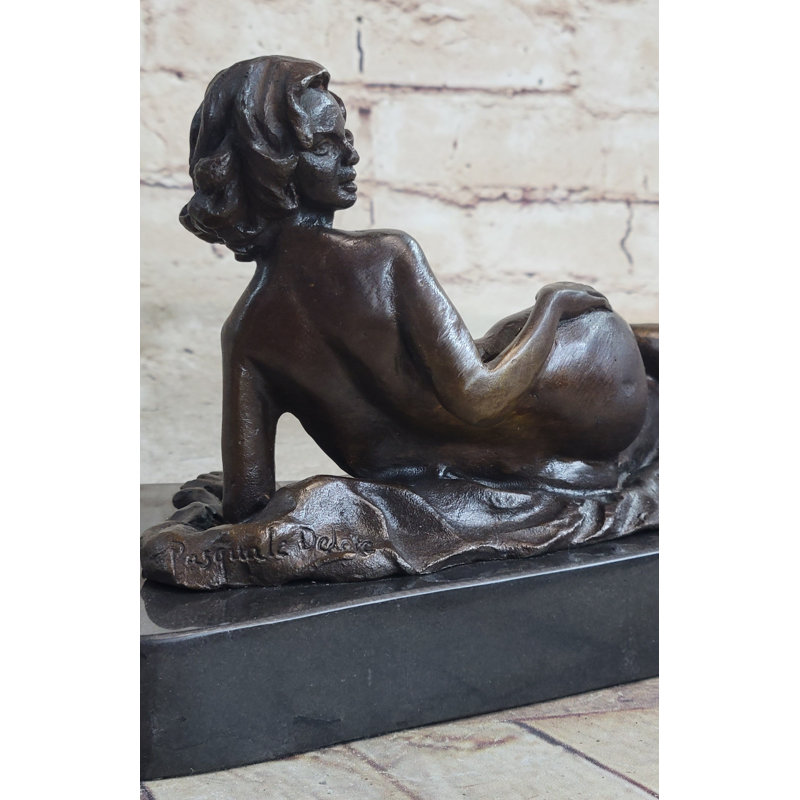Figurines et sculptures