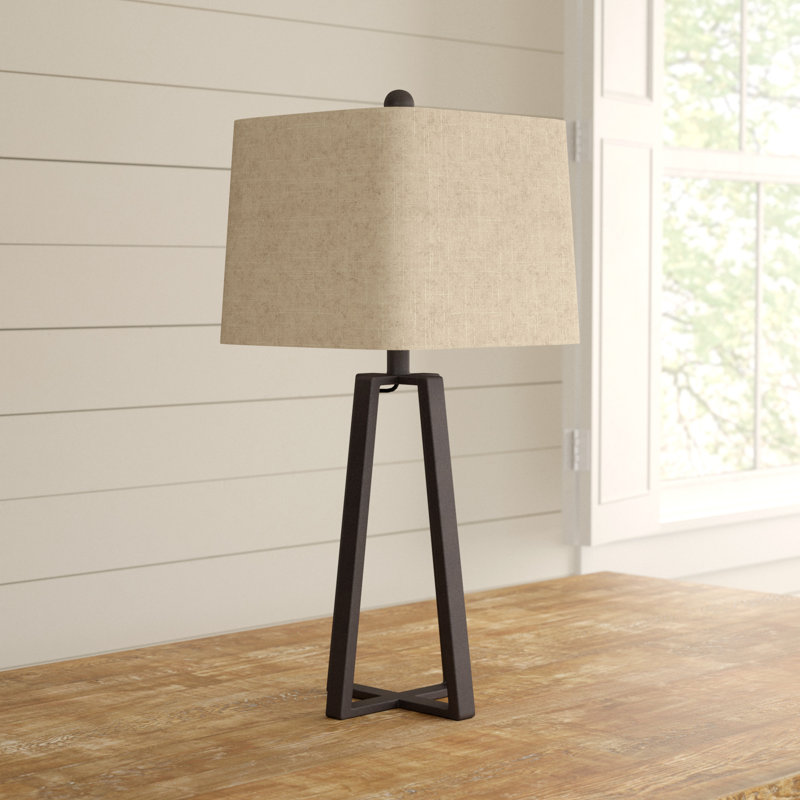 Lampe trépied en métal Dunaway