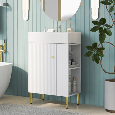 Armoire de salle de bain fonctionnelle avec rangement, idéale pour organiser les essentiels de la salle de bain et améliorer l'espace utilitaire