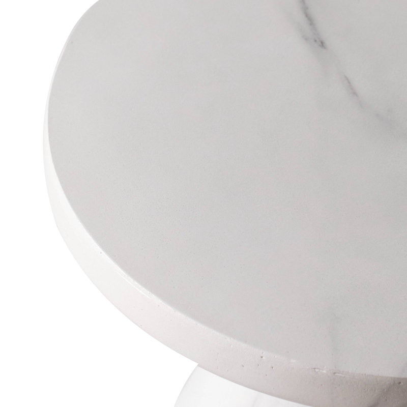Table de bout Gerstuvansh, Marbre blanc