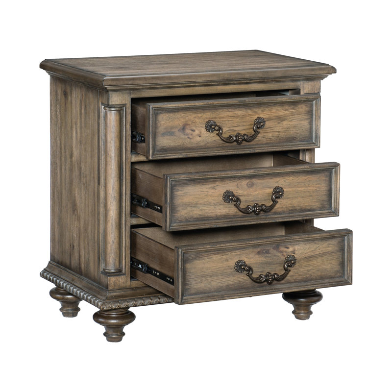 Table de chevet Classic 3 en pacane vieillie pour l'ameublement intérieur de chambre à coucher