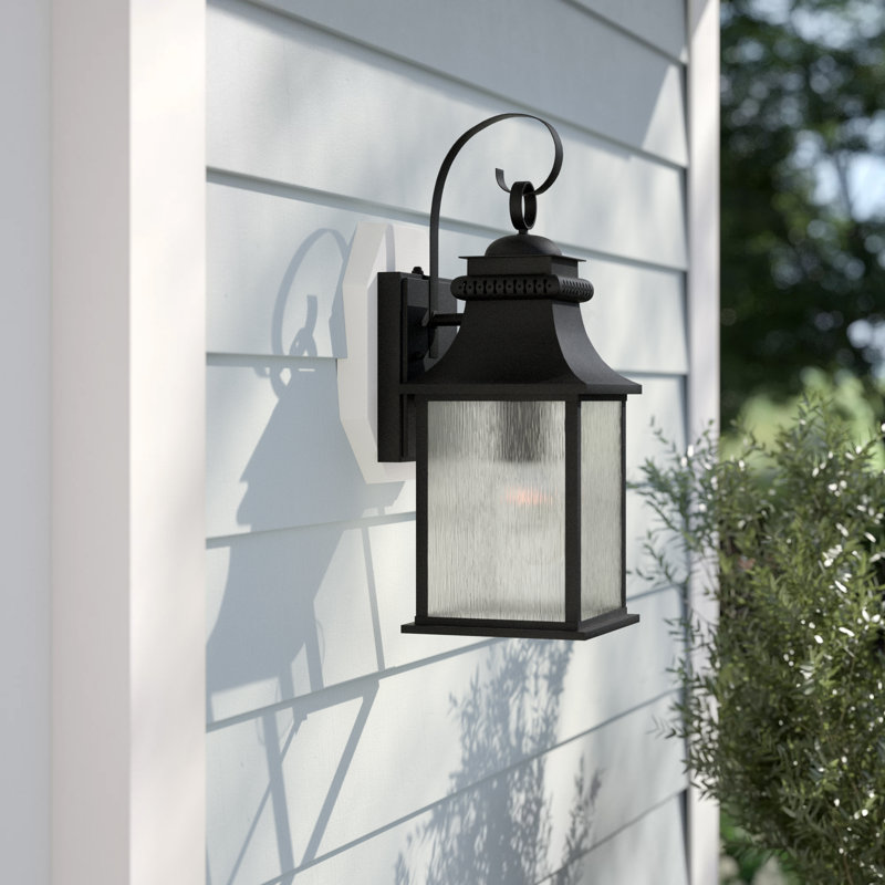 Applique murale d'extérieur traditionnelle en bronze huilé à 1 lumière H 16,25 po Arhire, acier durable, abat-jour en verre transparent froissé pour porte de patio ou de garage
