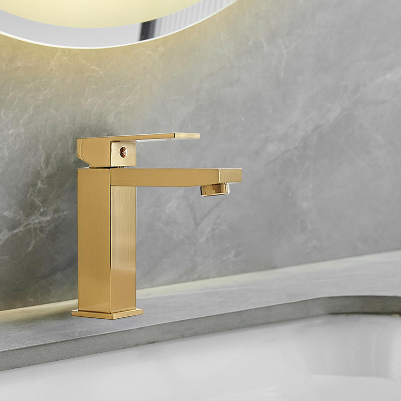 Single Hole Single-Handle Bathroom Faucet, Brushed Gold