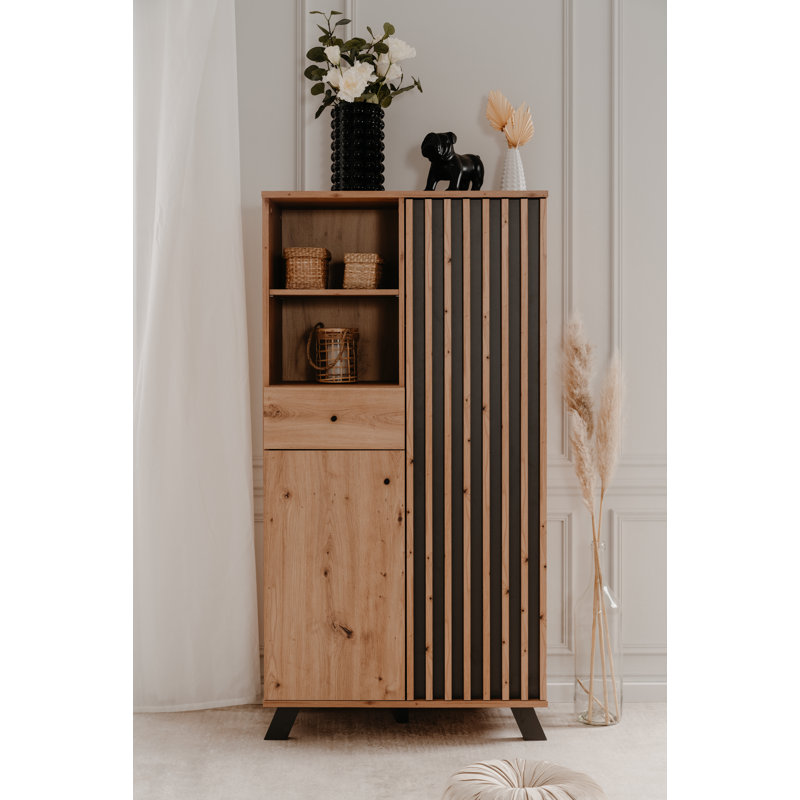 Articia Accent Chest