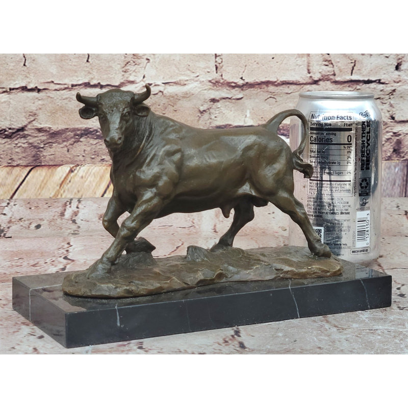 Figurines et sculptures de camélon