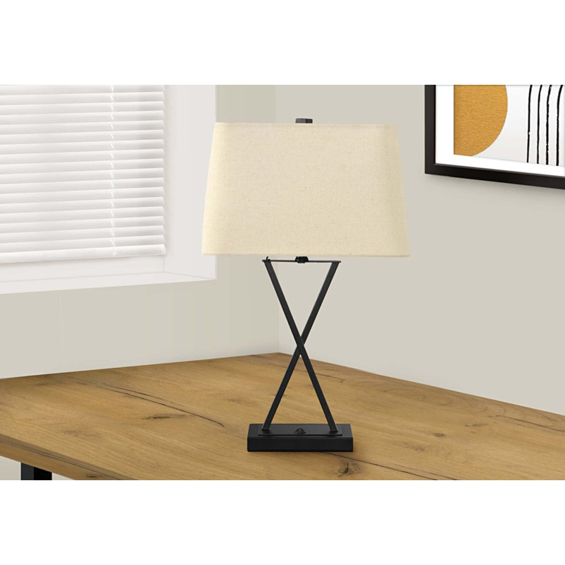 Lighting, h 25 po, lampe de table, port USB inclus, métal noir, abat-jour beige, transitionnel