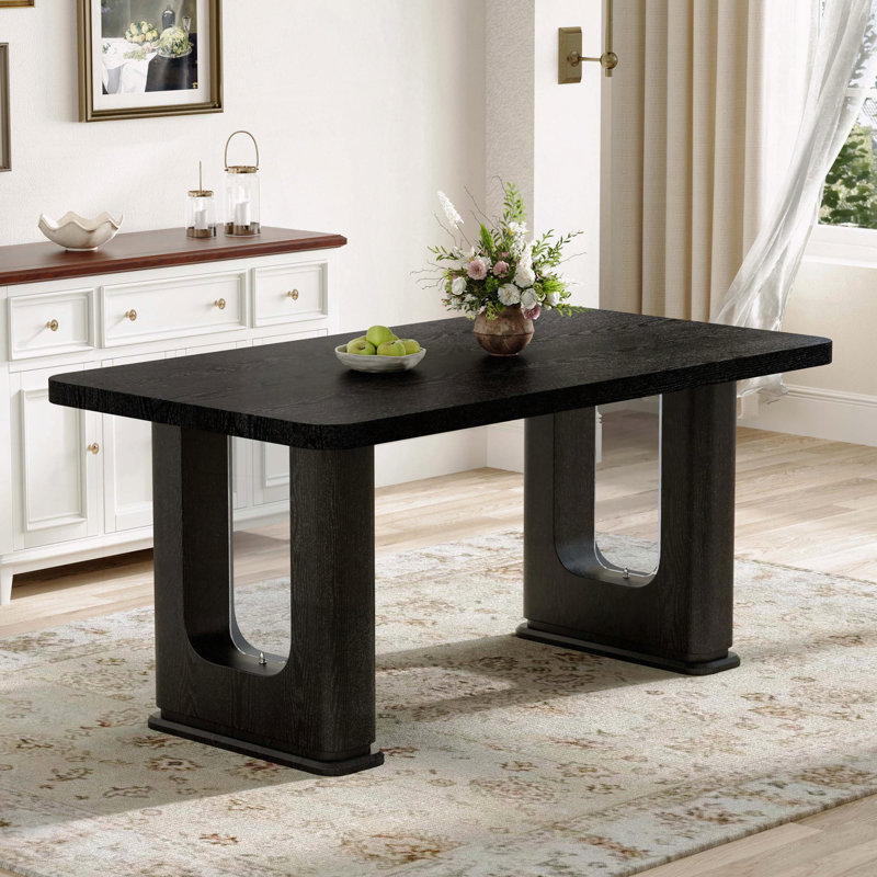 Élégante table de salle à manger texturée à grain de bois noir