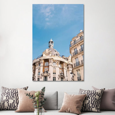 «Paris Architecture III» par Bethany Young, reproduction de photo sur toile tendue