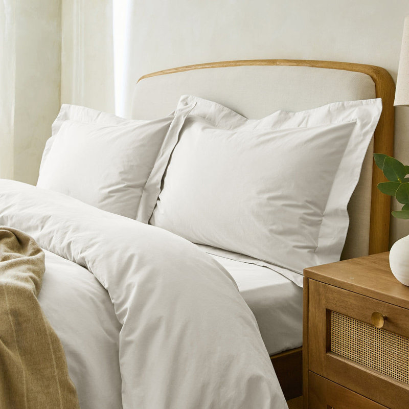 Stiliana 300 Thread Count Oxford Border Superking Pillowcase Pair, White