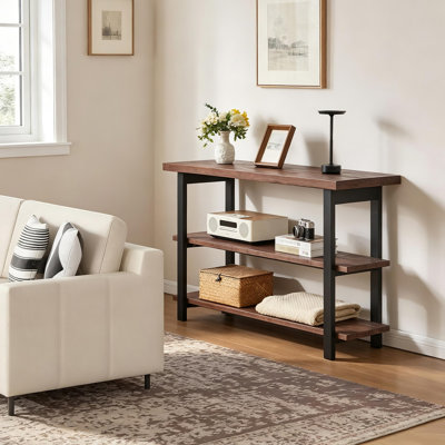 Console rustique d'entrée, plateau en pin massif vieilli et pieds robustes en hévéa, 3 étagères de rangement ouvertes, table d'appoint, meuble industriel en bois pour entrée et salon