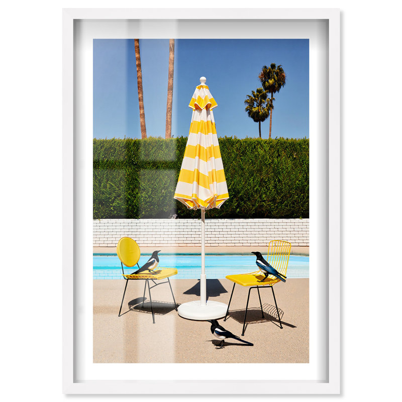 «Sandy Vigil Shadowbox Print Coastal Art Prints» par Notoriart, cadre blanc, 11 x 16, H 16 po x l 11 po, Blanc