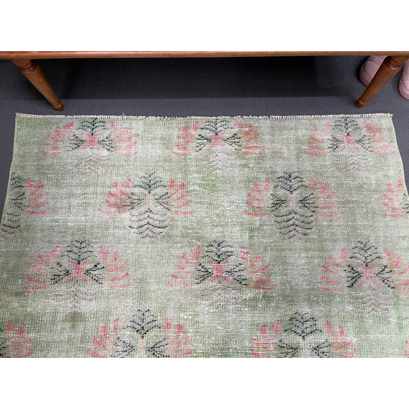 Tapis décoratif géométrique vert de 53,9 x 44,1 pouces