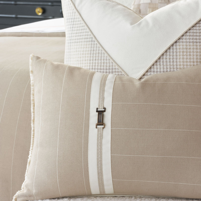 Kelso Square Pillow Cover & Insert