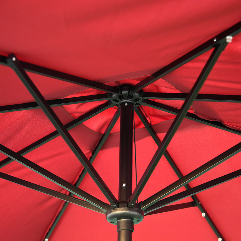 Parasol 105,6 Laplante, Rouge vin, H 97,2 po x l 105,6 po x P 80,4 po