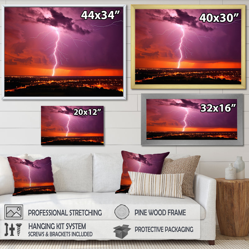 Dramatic Thunderstorms III - Lightning Wall Art Living Room, Cadre simple blanc, H 24 po x l 32 po x P 1 po
