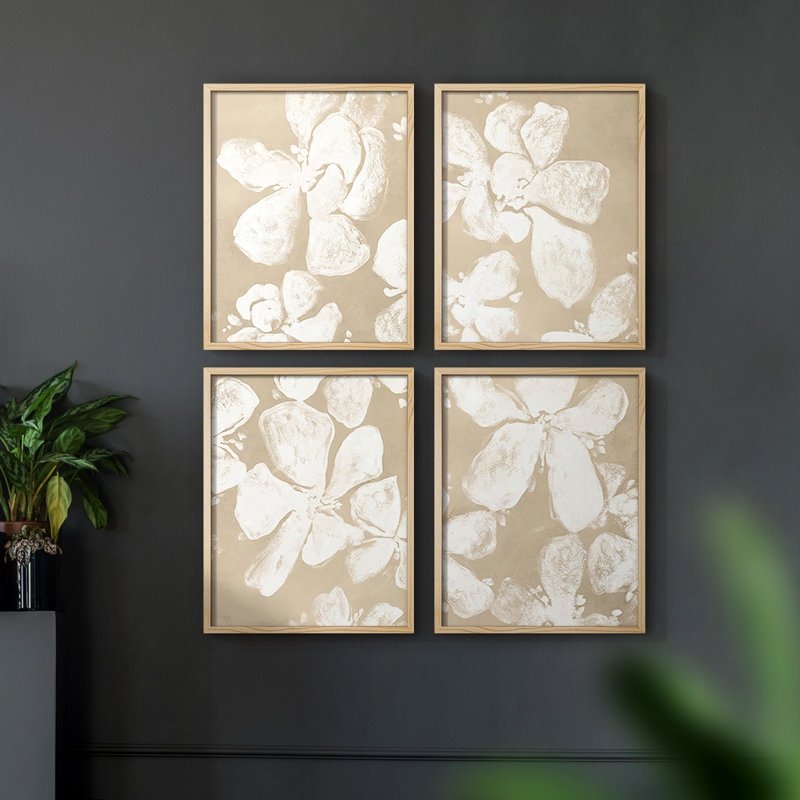 «Ghost Petal I», ensemble de 4 encadrées, H 14 po x l 44 po, Naturel