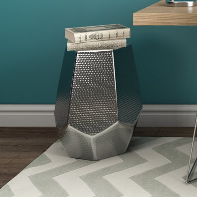 Kappa Metal Accent Stool