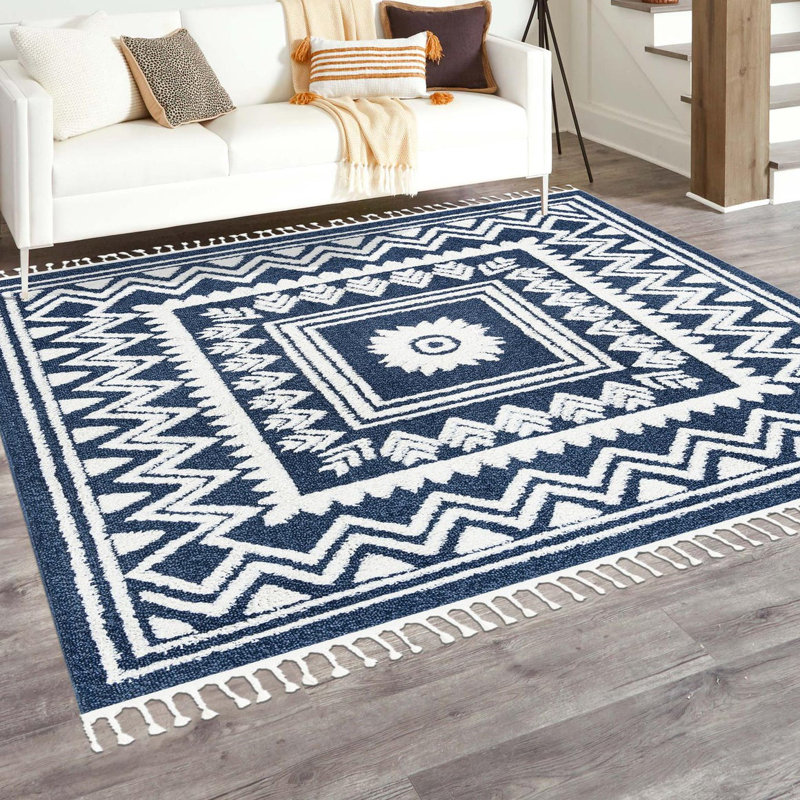 Tapis bleu en polyester tissé à la machine Matsue, Tapis de couloir 2 pi 7 po x 12 pi