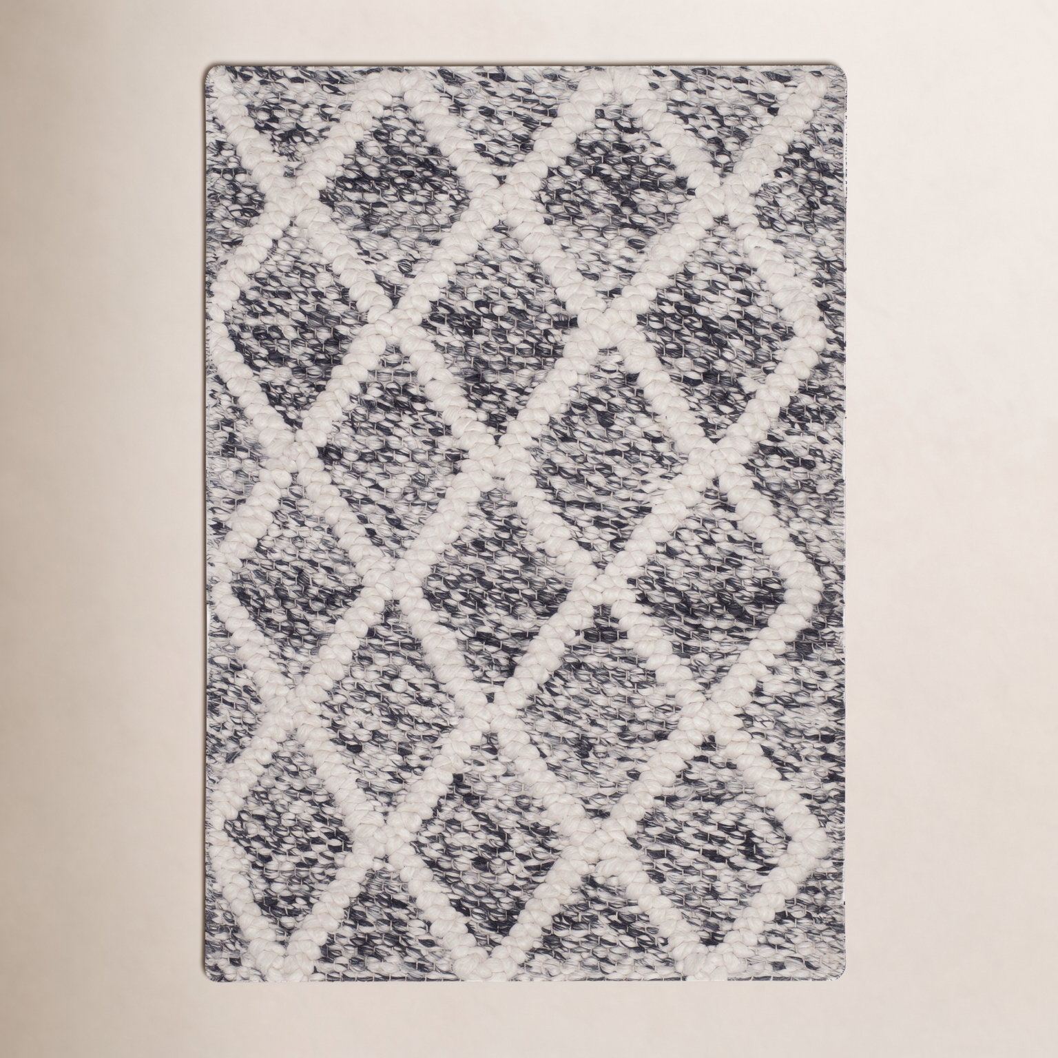 Russo Ivory Black Hand-Woven Geometric Rug, Rectangle 2' x 3'