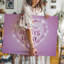 Toile, fond texturé doux dans une teinte beige chaleureuse, art mural riche avec des variations douces qui évoquent la tranquillité-1093206920
