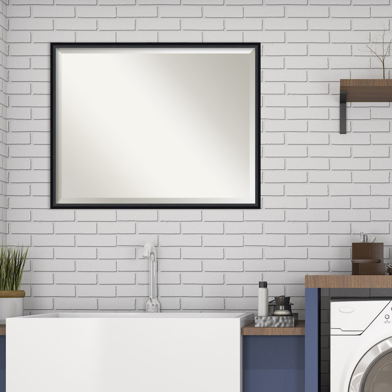 Miroir de salle de bain Mettawa, 23,25 po x 29,25 po, Noir satiné