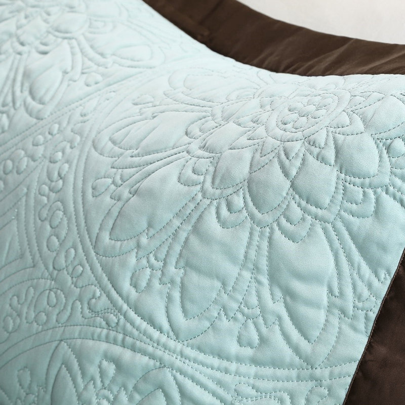 Édredon 9 pièces pour très grand lit bleu, charmeuse avec coussin européen et trois taies décoratives