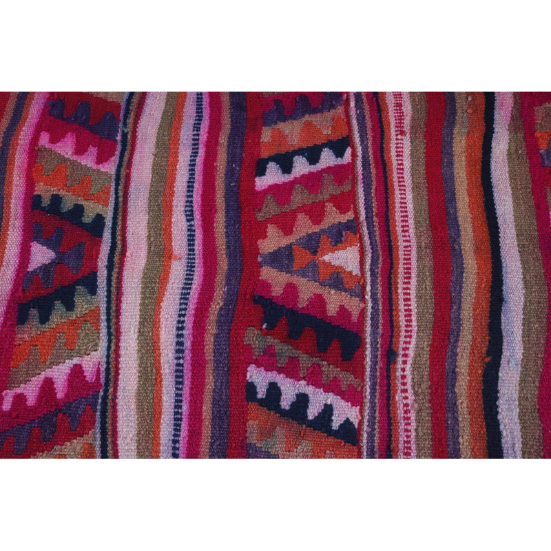 Tapis de style kilim turc rétro fait à la main en rose vif parfait pour ajouter une touche de couleur