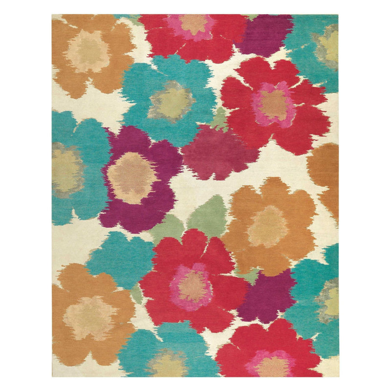 Wool Floral Area Rug in Beige/Blue, Rectangle 3' x 5'