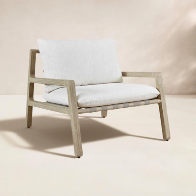  Strapped Outdoor Lounge Chair
