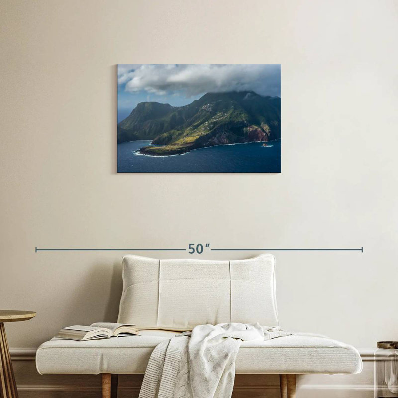 Nicci Saba Island, 20" H x 30" W