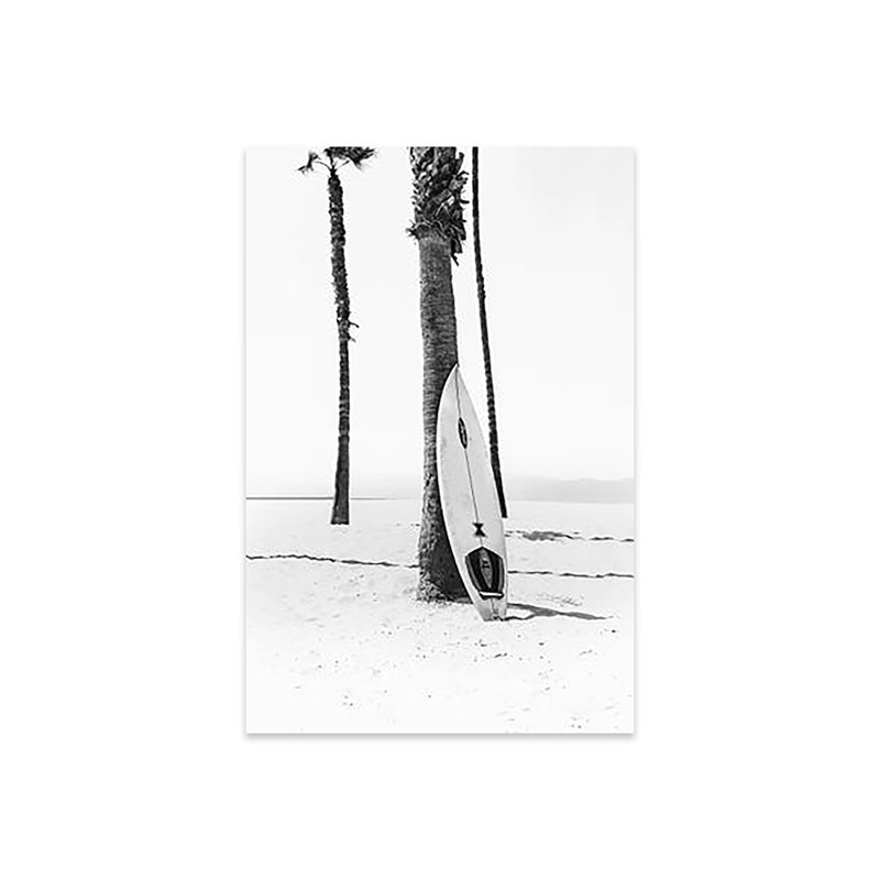 Planche de surf en noir et blanc par Sissi & Seb - impression sans cadre, H 24 po x l 16 po x P 0,25 po