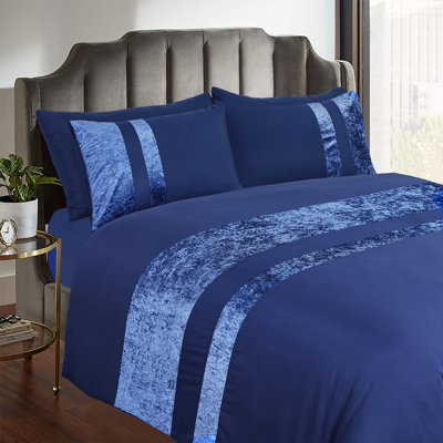 Aptos Bedding