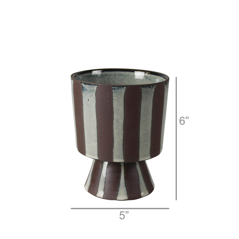 Vase rayé en céramique calice, H 6 po x l 5 po x P 5 po