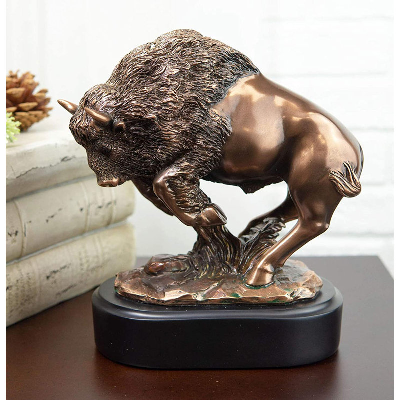 Statue de bison Ebros Wild Angry Charg