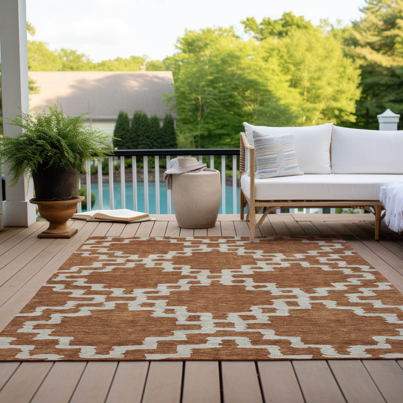 Lamanna Washable Geometric Indoor / Outdoor Rug, Rectangle 5' x 7'6"