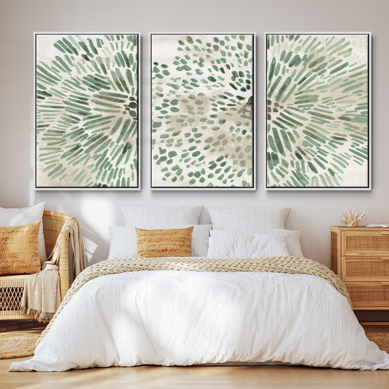 «Green Flowerhead I», ensemble de 3 pièces encadrées sur toile, Cadre blanc, H 27 po x l 54 po