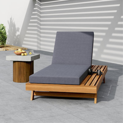 Ensemble de chaises longues, espace disponible d'un côté, bois d'acacia avec coussins de salon résistants à l'eau (gris foncé et 4 pouces d'épaisseur) - version crème assortie disponible