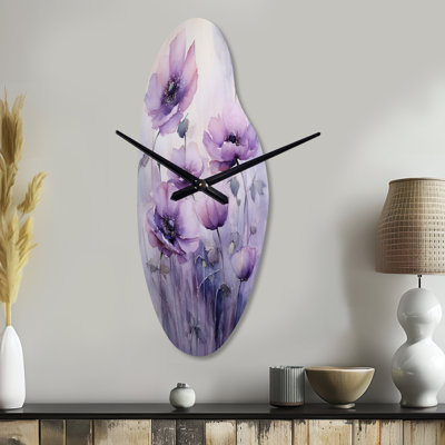 Nakayama Violet Veil Delicate Poppies Moment - Horloge murale asymétrique en métal coquelicots