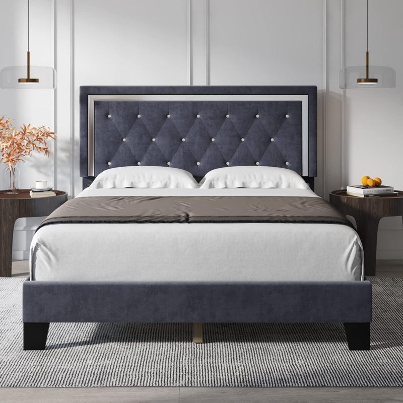Structure de lit tapissier très grand en velours - tête de lit capitonnée à losanges, lattes en bois, aucun sommier tapissier requis, bleu foncé, plateforme moderne