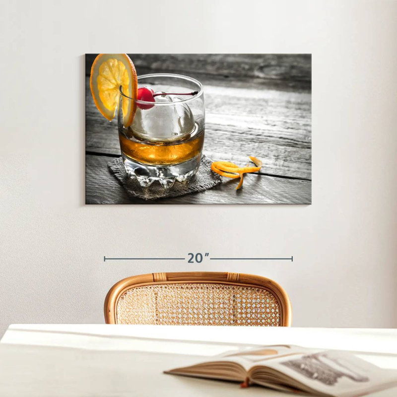 Yarlin Classic Cocktail, 16" H x 24" W
