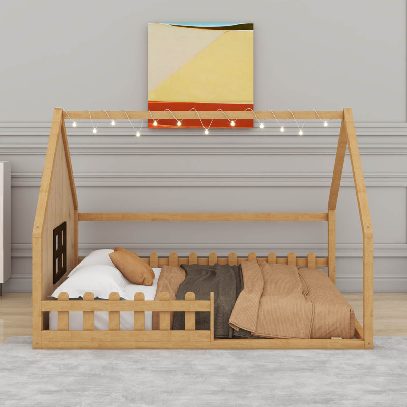 Lit double en bois avec fenêtre et clôture, Naturel