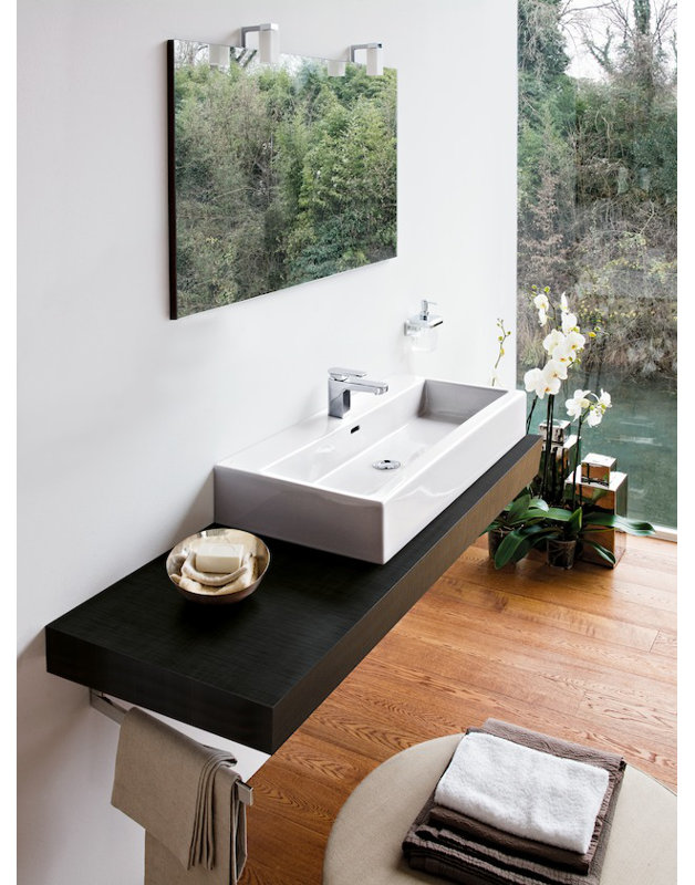 Living City Towel Bar