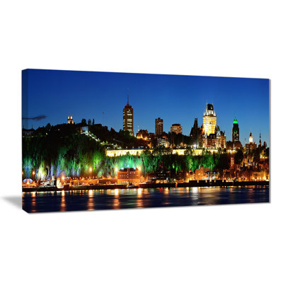 «Panoramic Québec City at Night - Reproduction de photo sur toile tendue